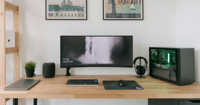 Minimal Desk Setup Guide Everything You Need and Nothing You Don’t